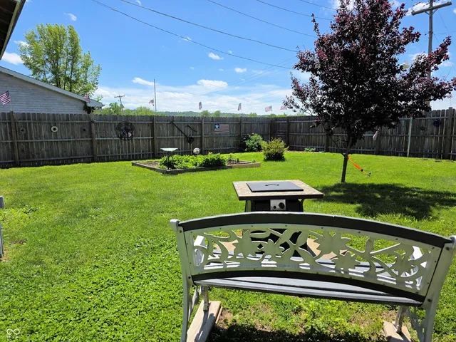 $214,900 | 120 West Cummings Street, Brownstown, IN 47220