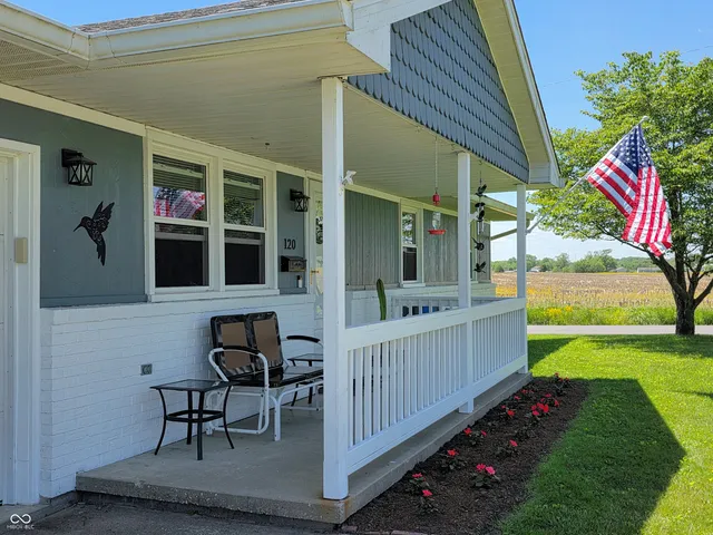 $214,900 | 120 West Cummings Street, Brownstown, IN 47220