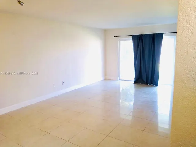 $1,850 | 7410 Southwest 82nd Street, Unit K108, Miami, FL 33143