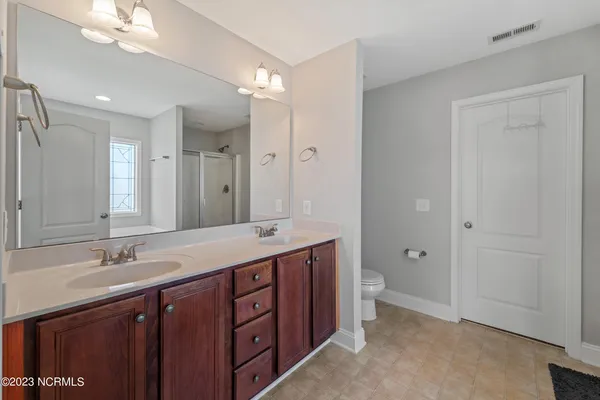 $2,095 | 270 Silver Hills Drive, Jacksonville, NC 28546