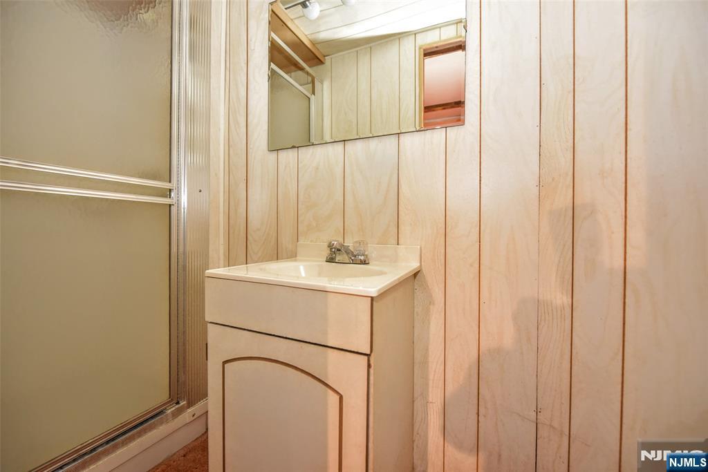9 Ricker Road West Milford, NJ 07435 - Photo 41 of 44