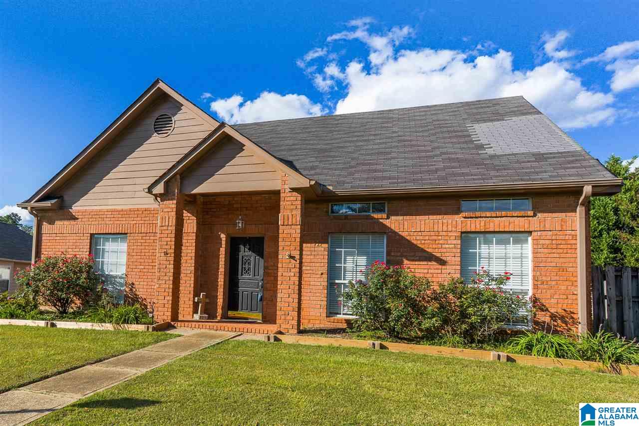 112 Braxton Way Pelham, AL 35124 - Photo 3 of 39