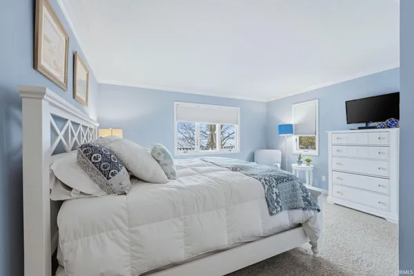 $329,900 | 2402 Winona Avenue, Unit 8, Winona Lake, IN 46590