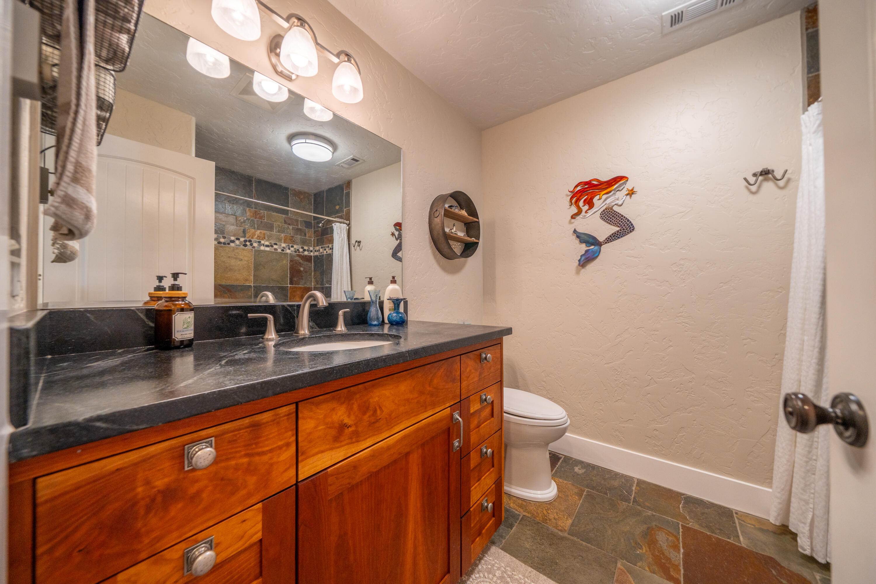 7775 Churn Creek Road Redding, CA 96002 - Photo 35 of 87 7775 Churn Crk Rd-40