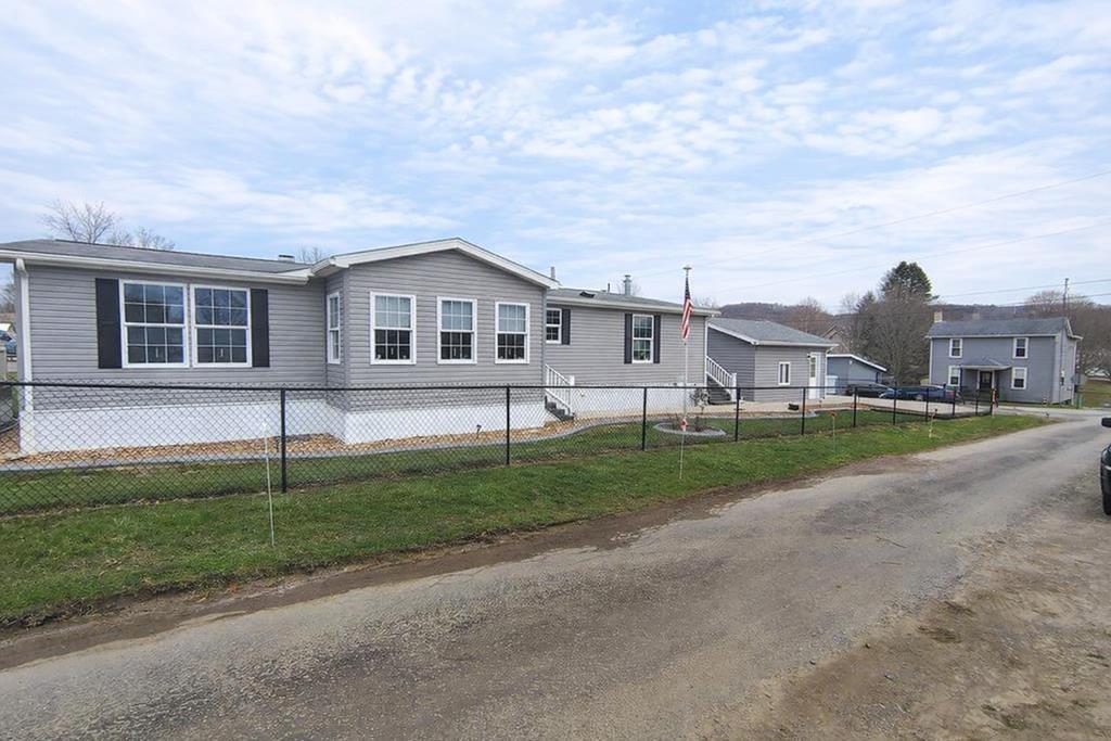 3959 Maple Street Hawthorn, PA 16230 - Photo 1 of 49