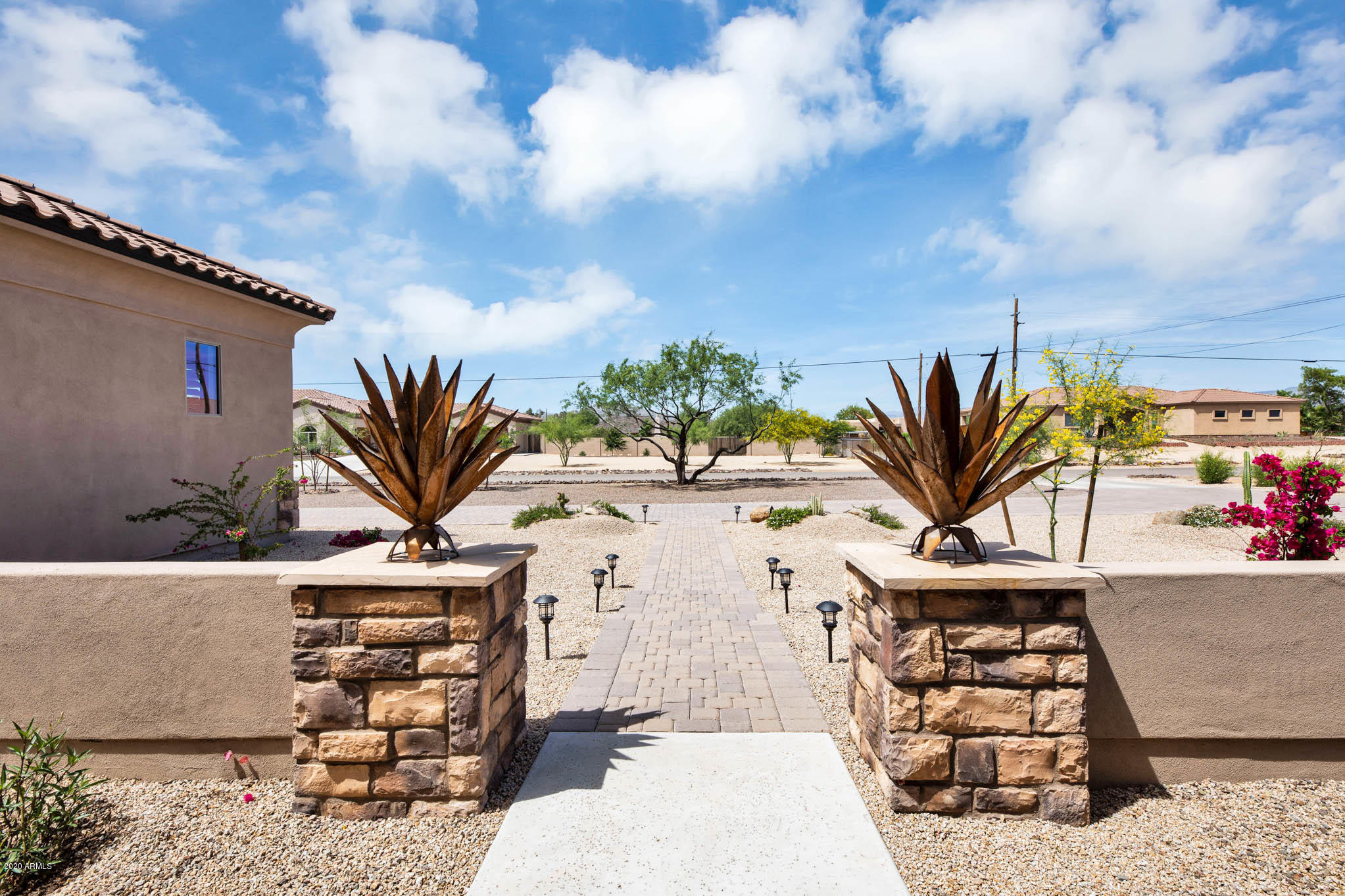 1603 West Maddock Road Phoenix, AZ 85086 - Photo 5 of 56 7D3A5019