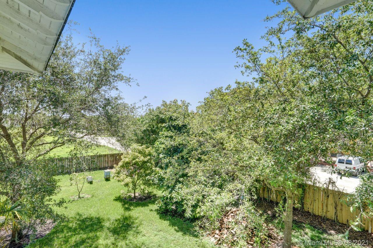 12260 Southwest 95th Avenue Miami, FL 33176 - Photo 37 of 98