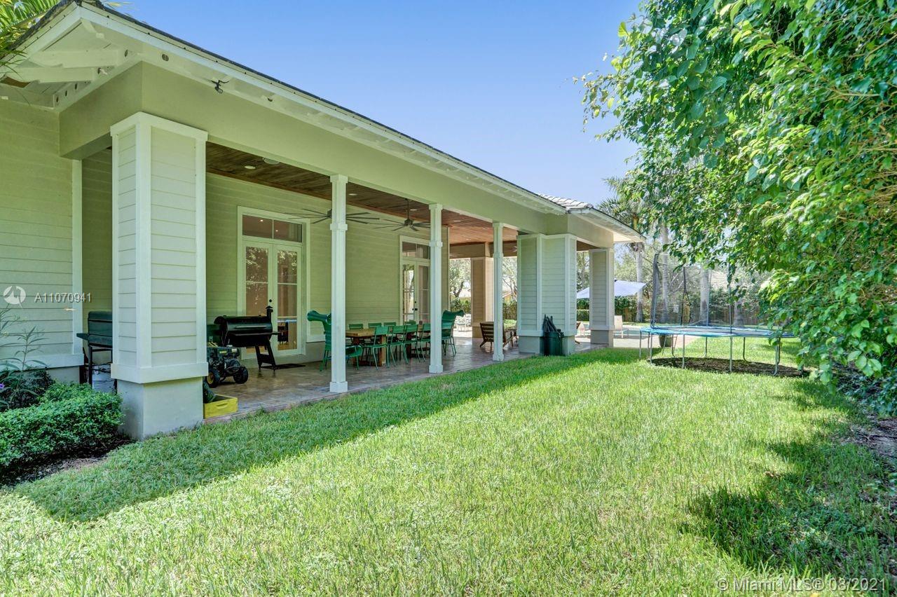 12260 Southwest 95th Avenue Miami, FL 33176 - Photo 78 of 98 a view of a house with backyard and sitting area