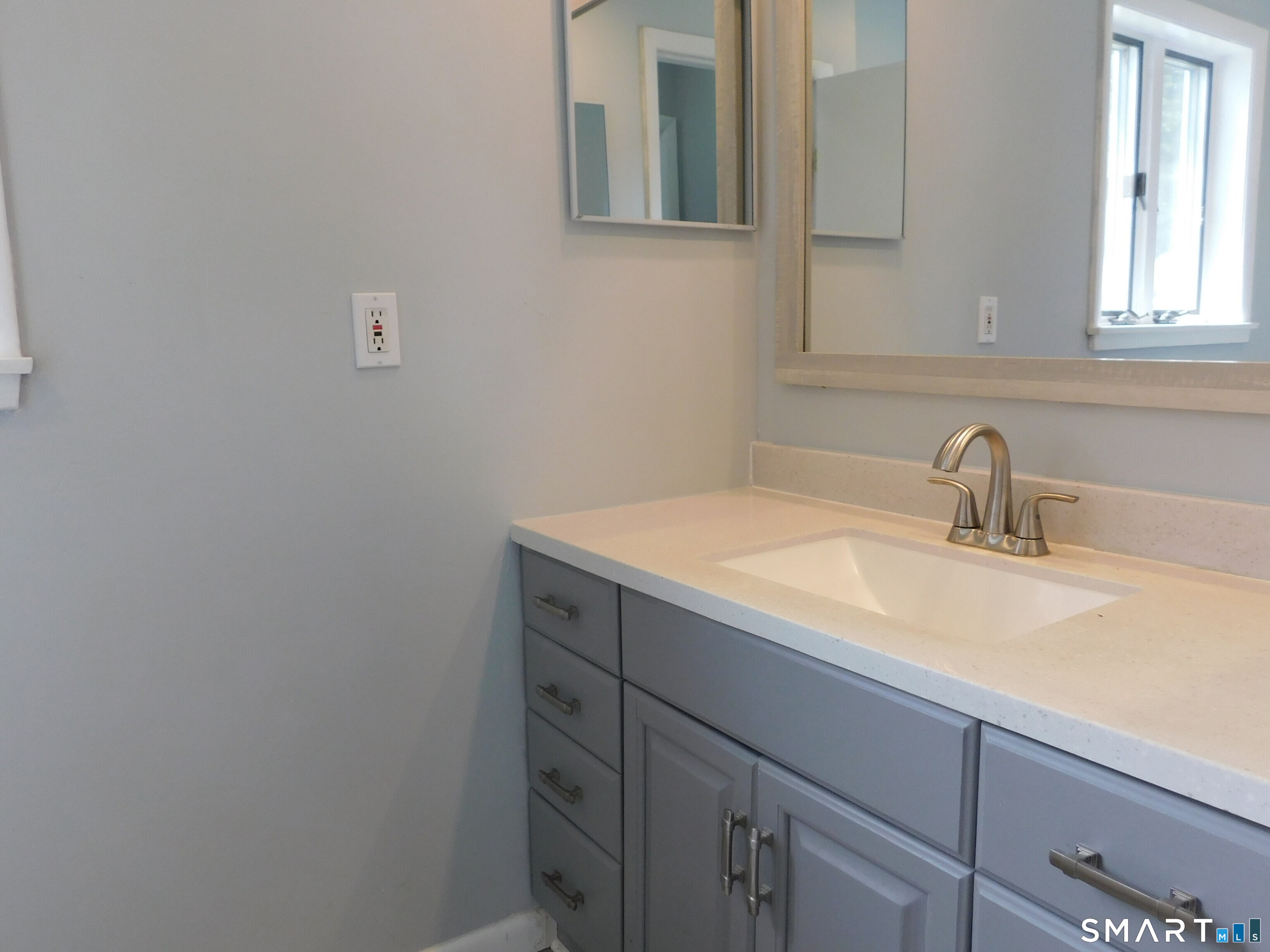 47 Spring Street Wallingford, CT 06492 - Photo 12 of 18