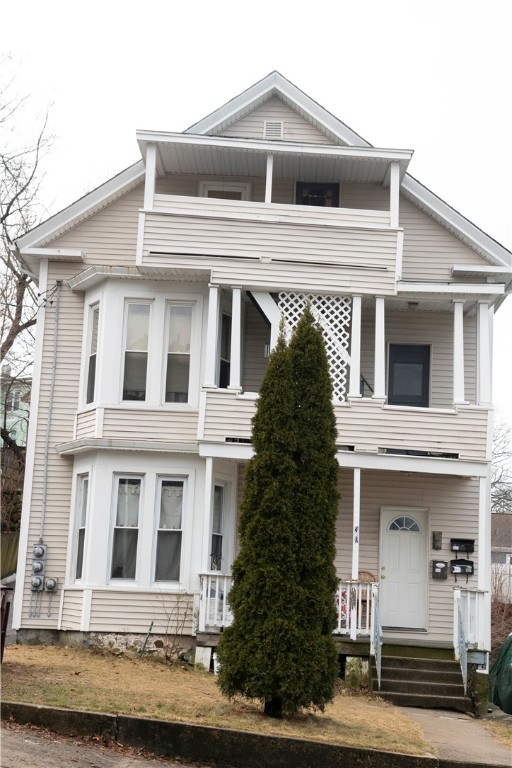 33 Cross Street Woonsocket, RI 02895 - Photo 1 of 34