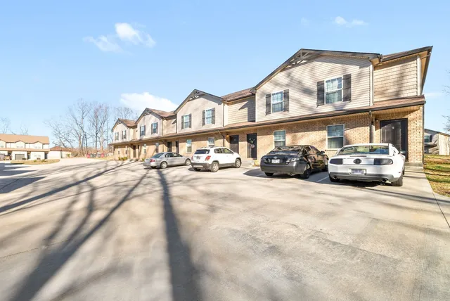 $1,000 | 243 Smithson Lane, Unit C, Clarksville, TN 37040