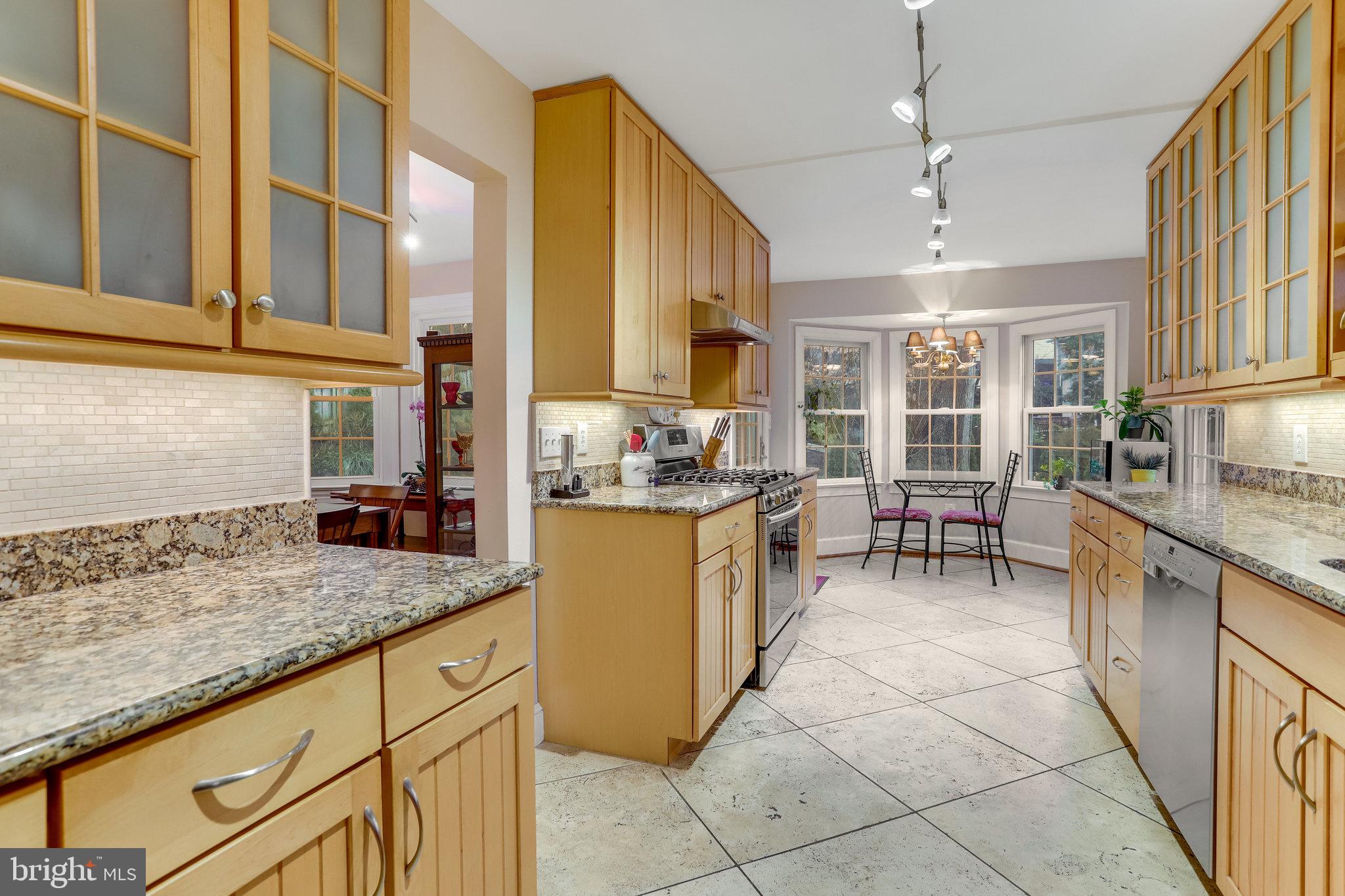 2546 Military Road Arlington, VA 22207 - Photo 22 of 63 Gallery Image 22