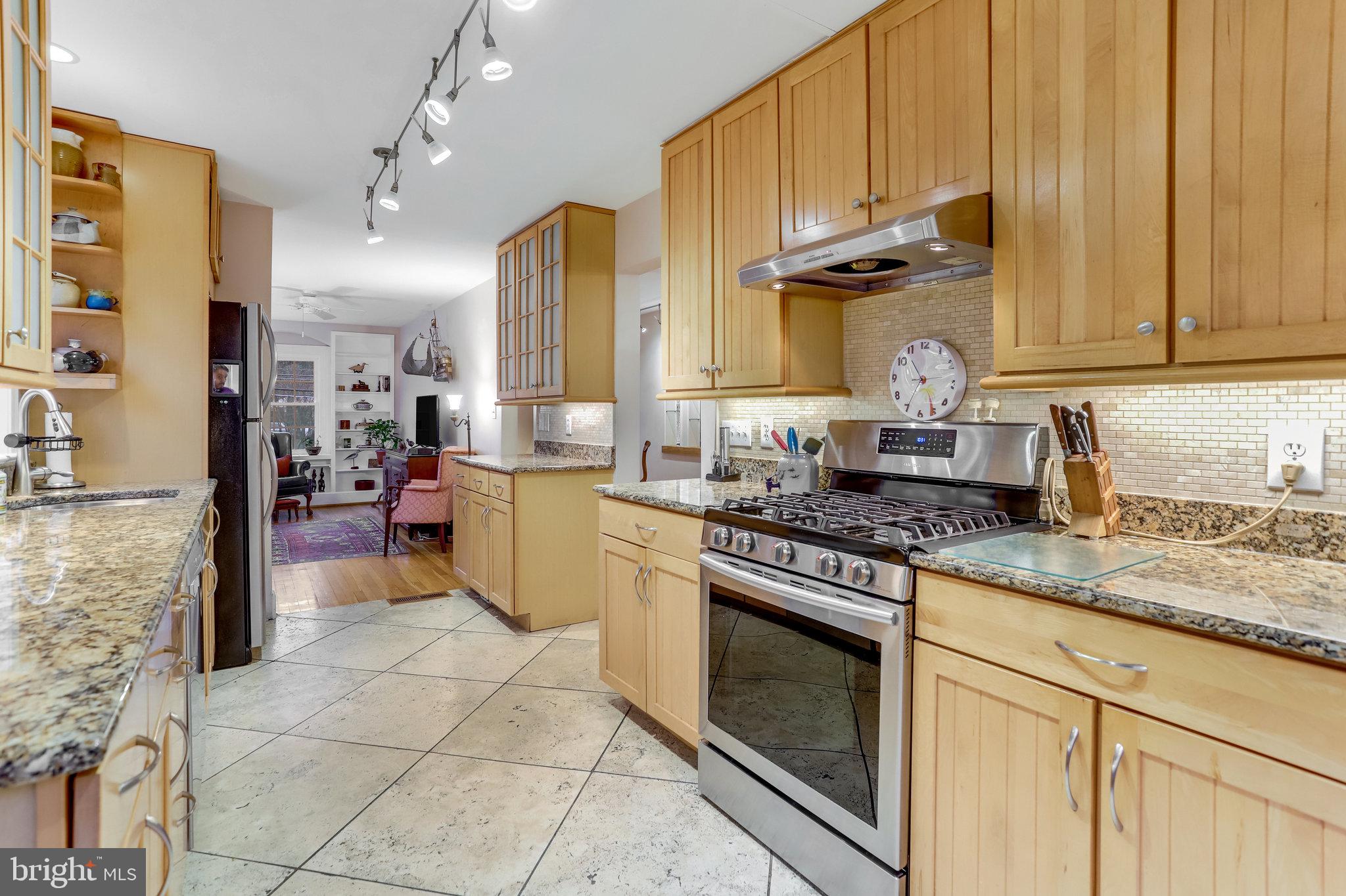 2546 Military Road Arlington, VA 22207 - Photo 27 of 63 Gallery Image 27