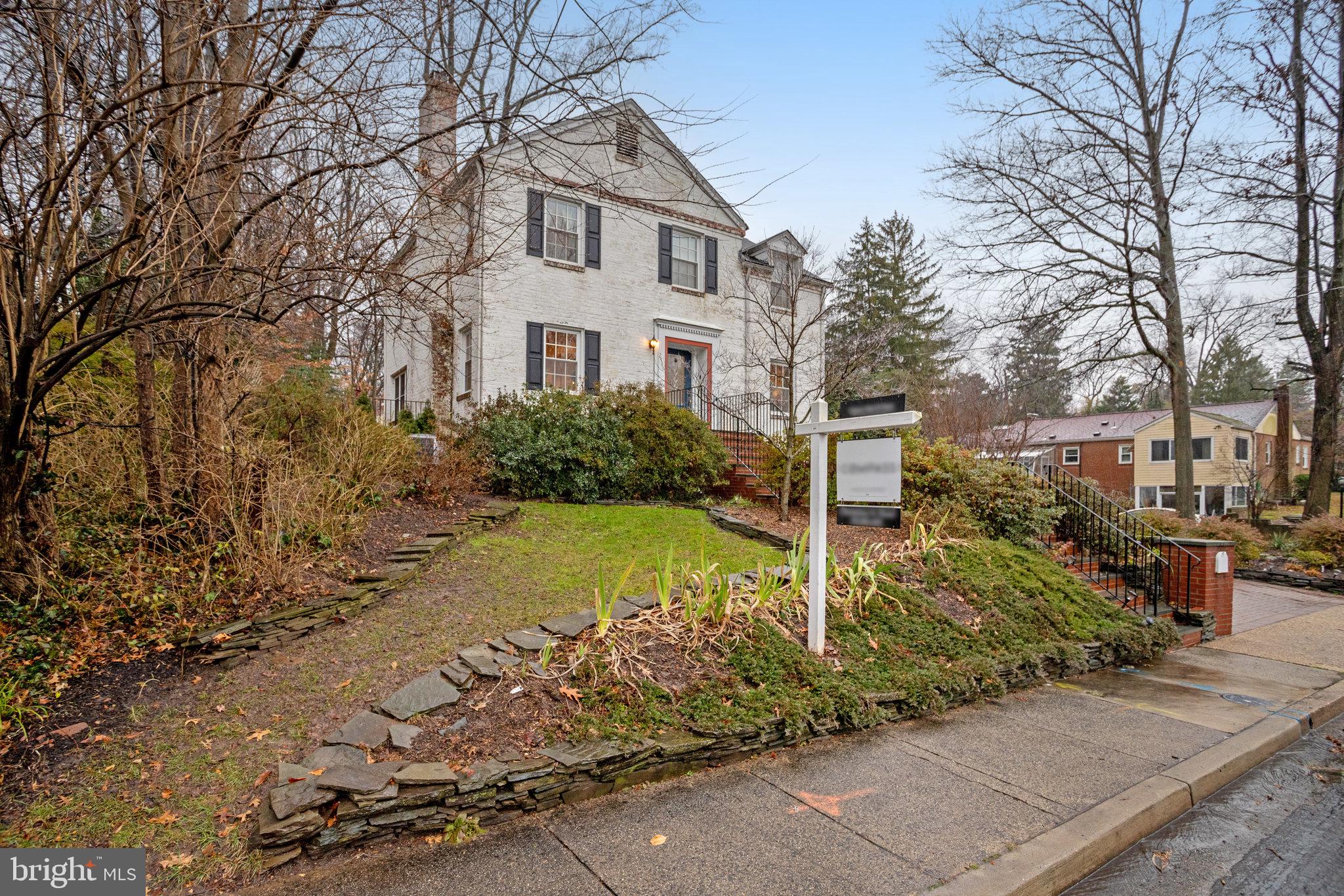 2546 Military Road Arlington, VA 22207 - Photo 4 of 63 Gallery Image 4