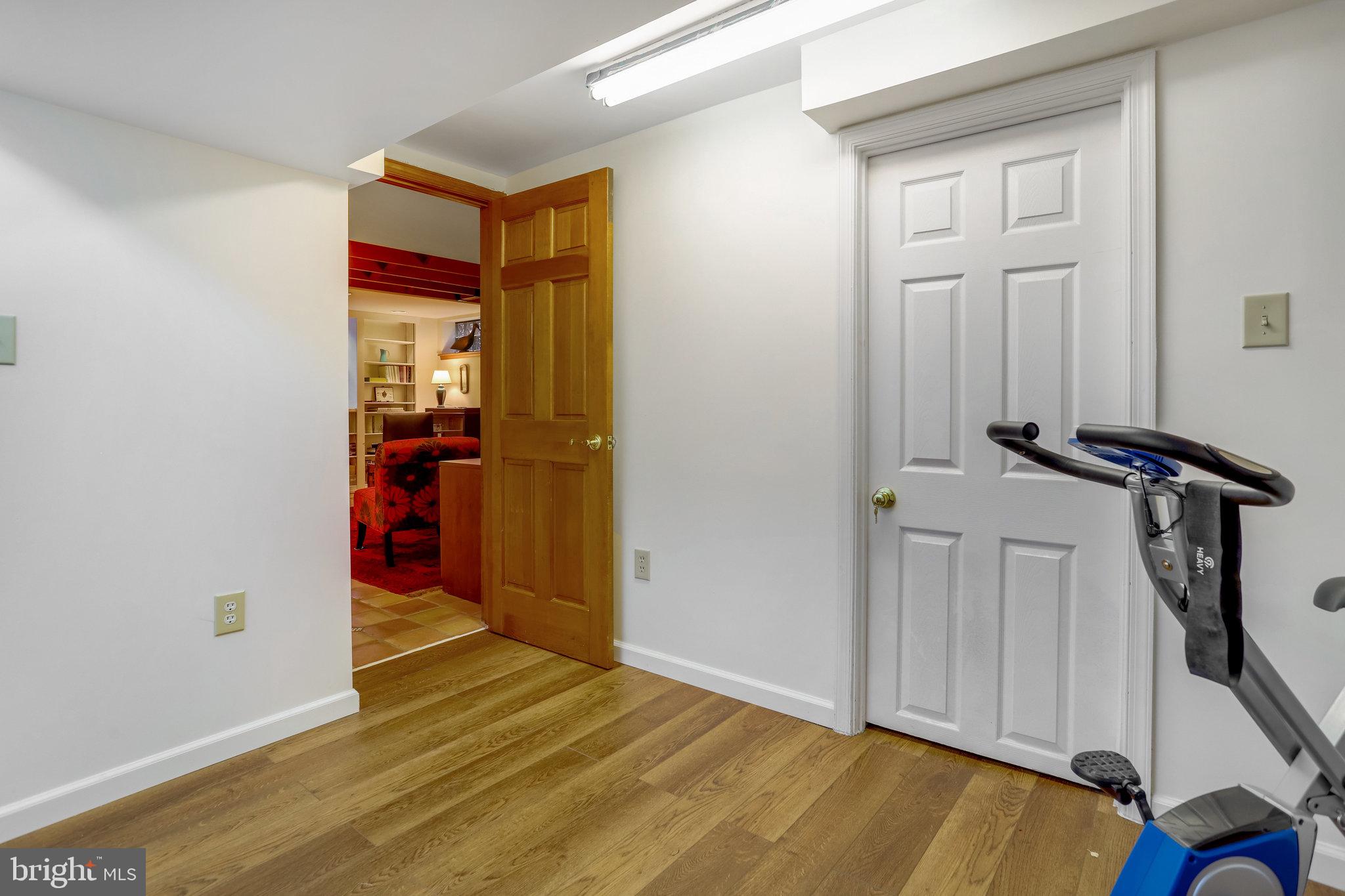 2546 Military Road Arlington, VA 22207 - Photo 55 of 63 Gallery Image 55