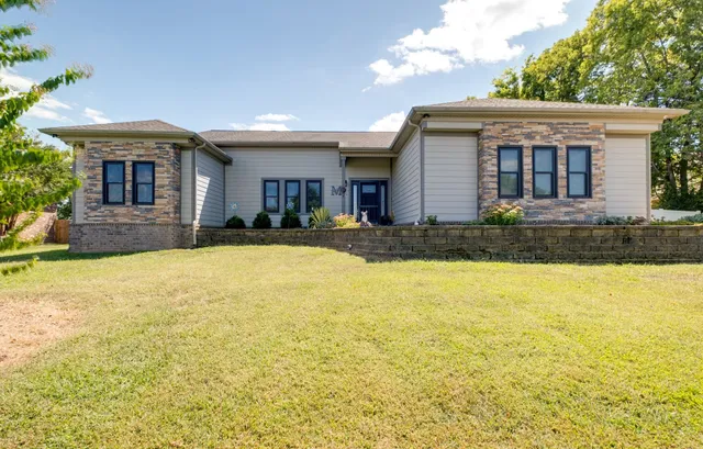 $649,000 | 140 Spencer Springs Drive, Gallatin, TN 37066