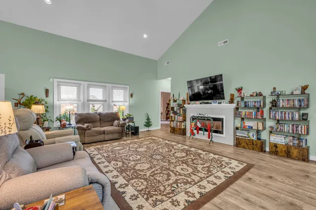 $649,000 | 140 Spencer Springs Drive, Gallatin, TN 37066