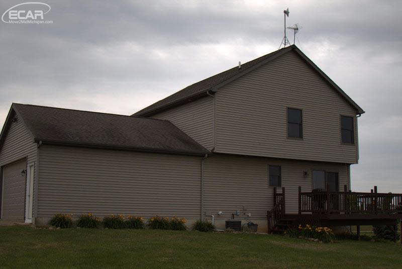 6644 West Hayner Road Fowlerville, MI 48836 - Photo 56 of 62 21315408-56.JPG