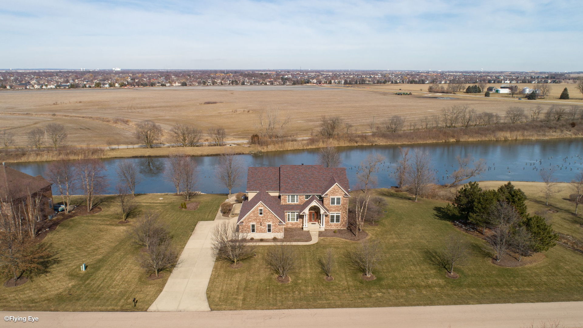 5050 Half Round Road Oswego, IL 60543 - Photo 2 of 42 Gallery Image 2