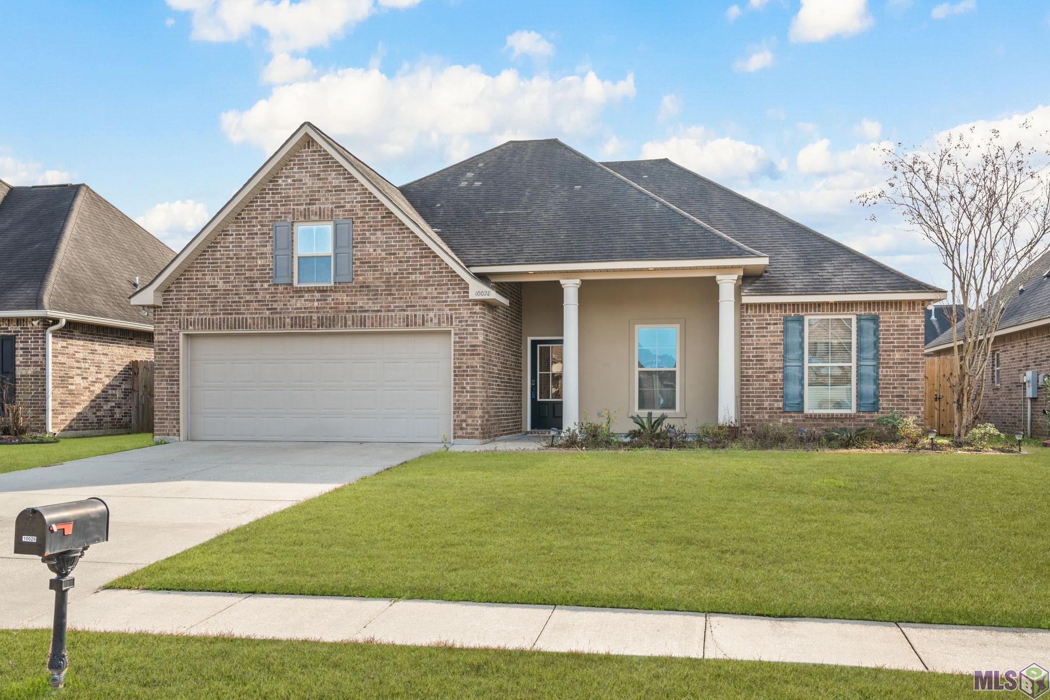 10028 Savannah Jane Lane Baton Rouge, LA 70817 - Photo 2 of 15