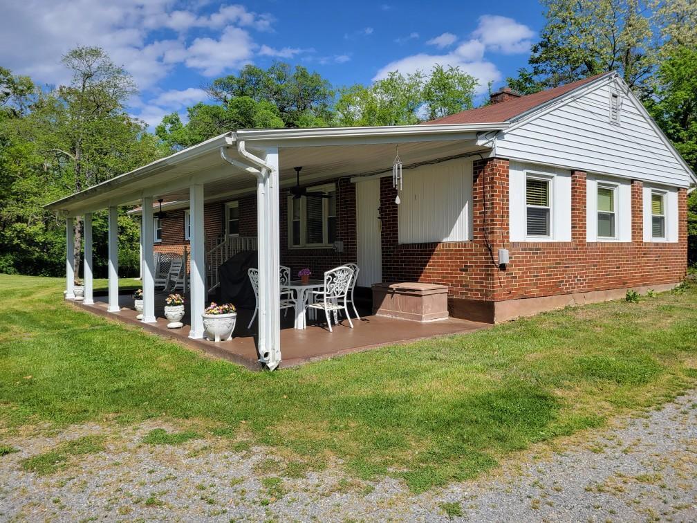 2702 Radford Road Northeast Roanoke, VA 24012 - Photo 17 of 21 Resized952024042595154756951714499123121