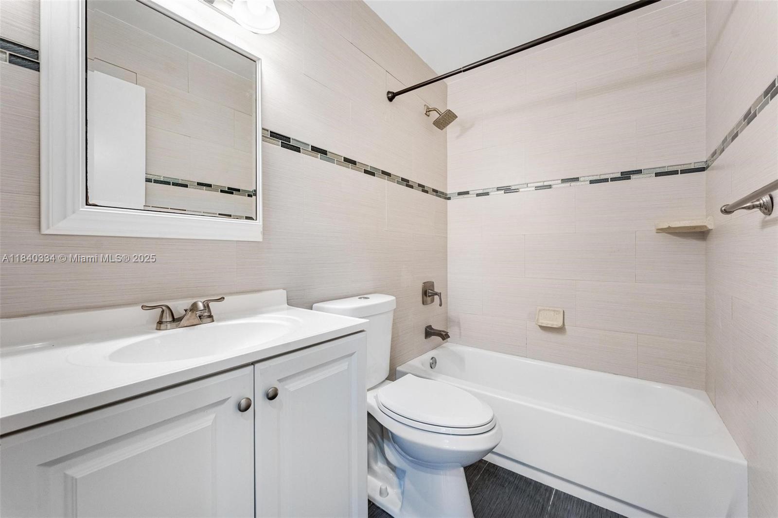 9285 Affirmed Lane Boca Raton, FL 33496 - Photo 17 of 32 Gallery Image 17