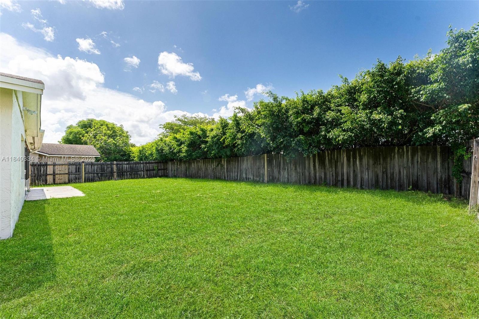 9285 Affirmed Lane Boca Raton, FL 33496 - Photo 30 of 32 Gallery Image 30