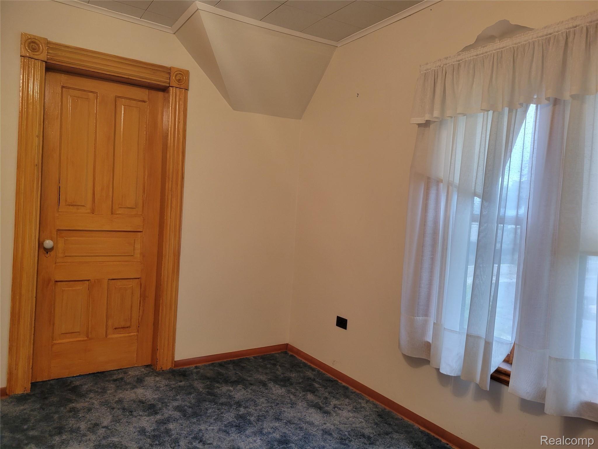 173 Burke Street River Rouge, MI 48218 - Photo 16 of 19 20211003_114117.jpg
