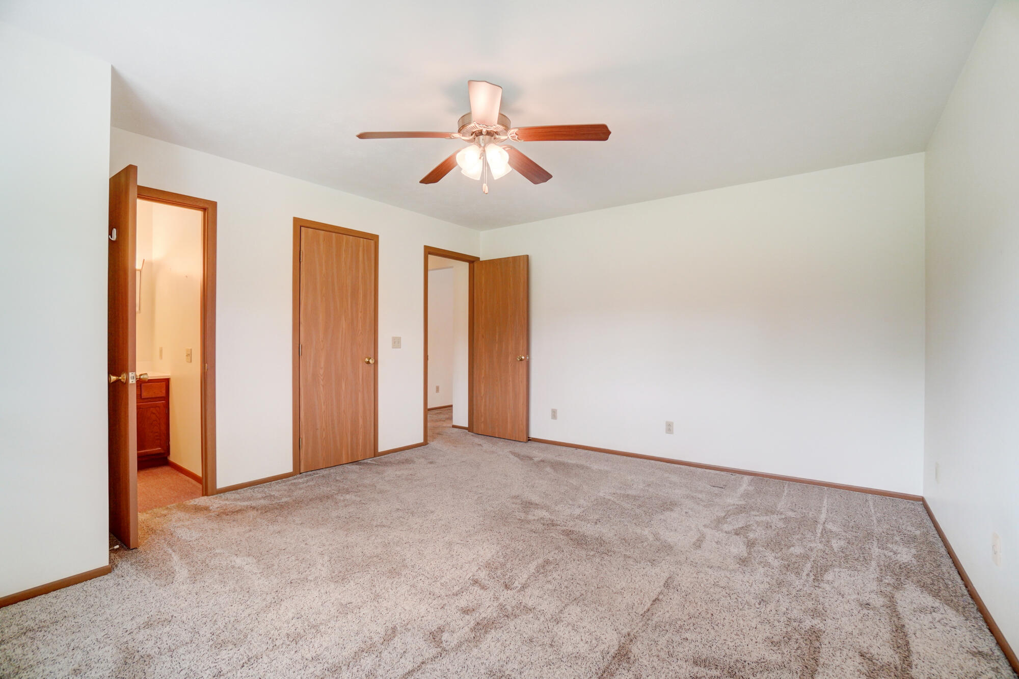 1141 Lindsey Road Springfield, OH 45503 - Photo 15 of 32 Gallery Image 15