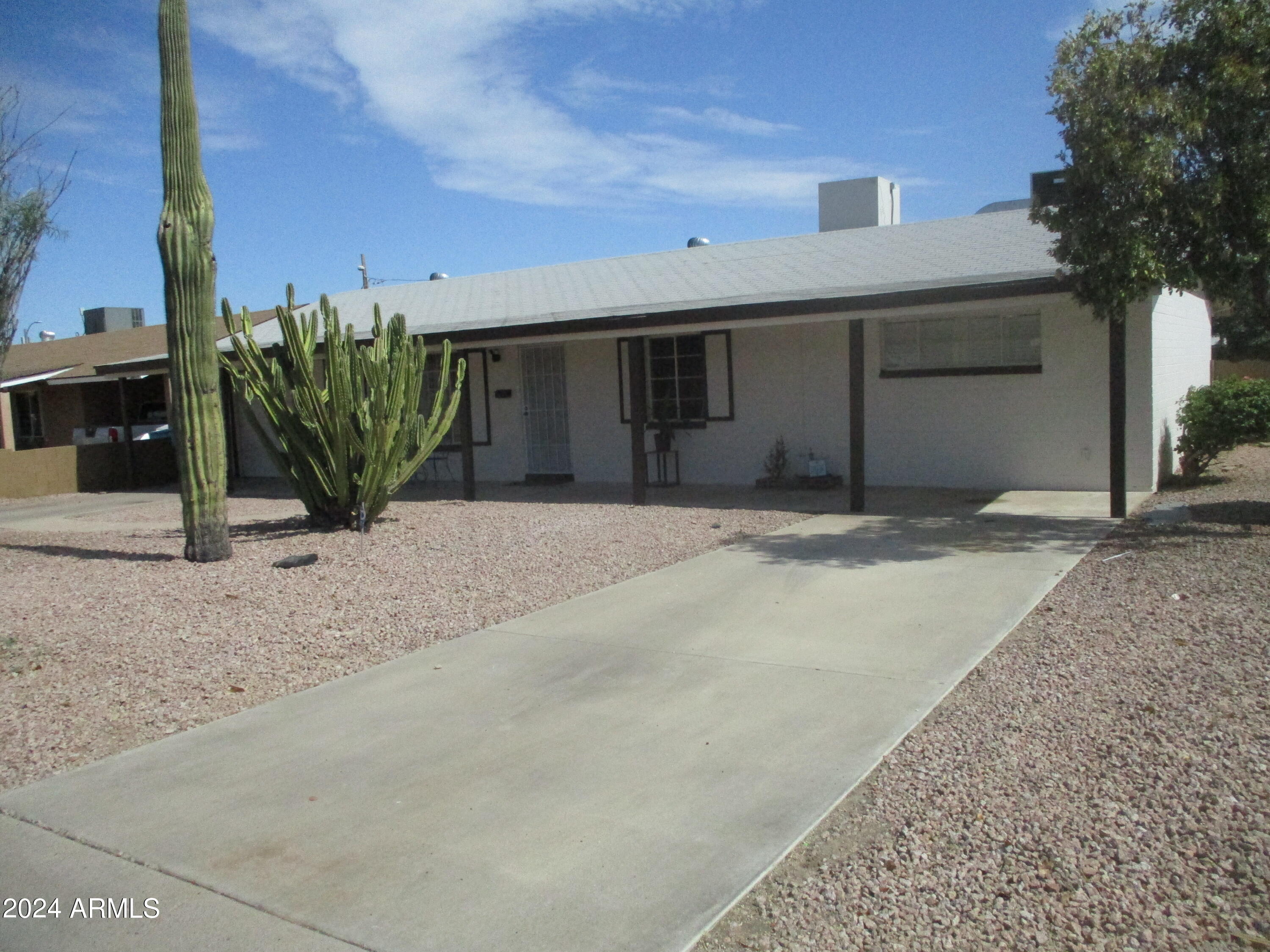 3615 West Rancho Drive Phoenix, AZ 85019 - Photo 2 of 20 IMG_4940