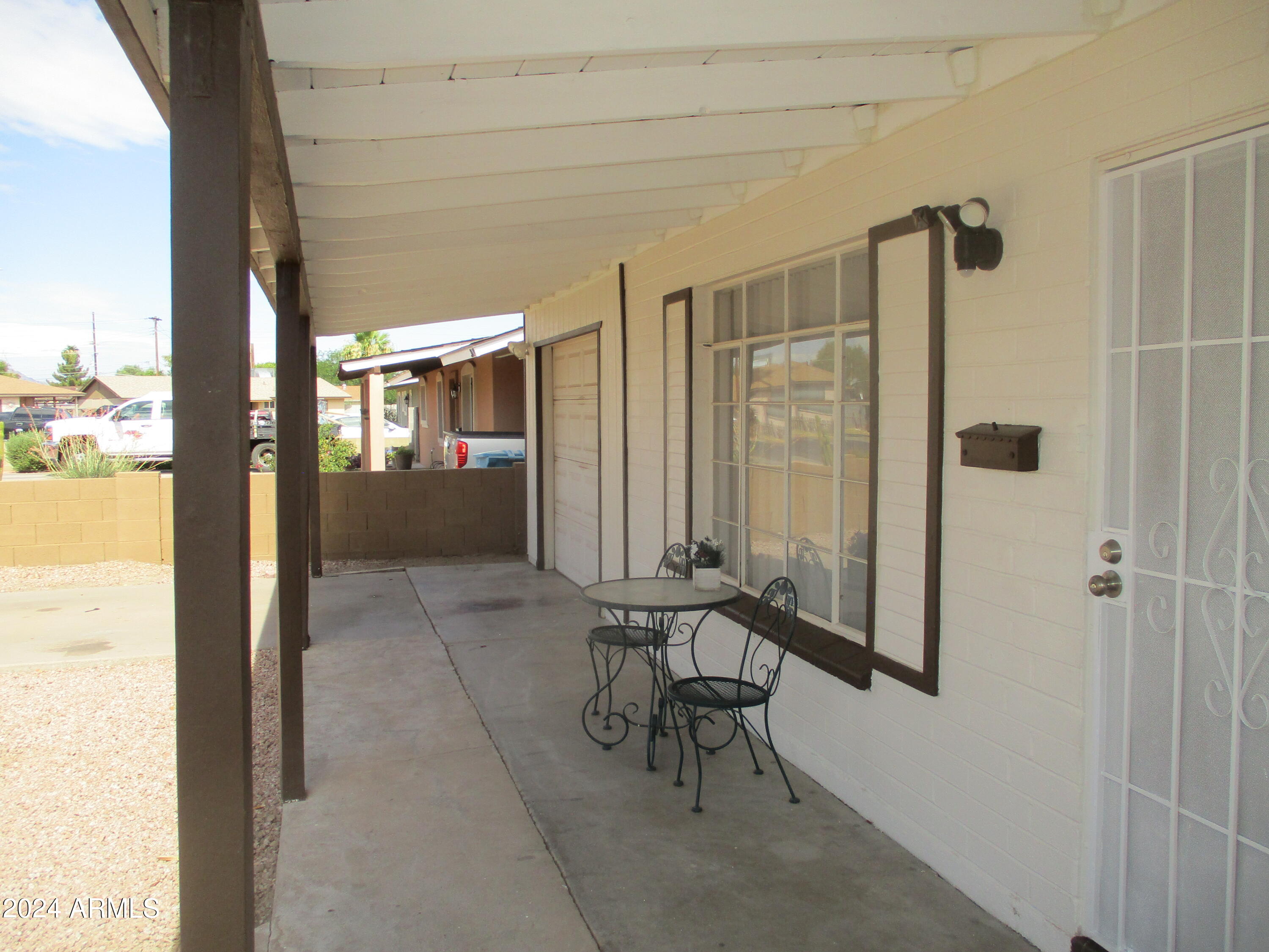 3615 West Rancho Drive Phoenix, AZ 85019 - Photo 4 of 20 IMG_4945