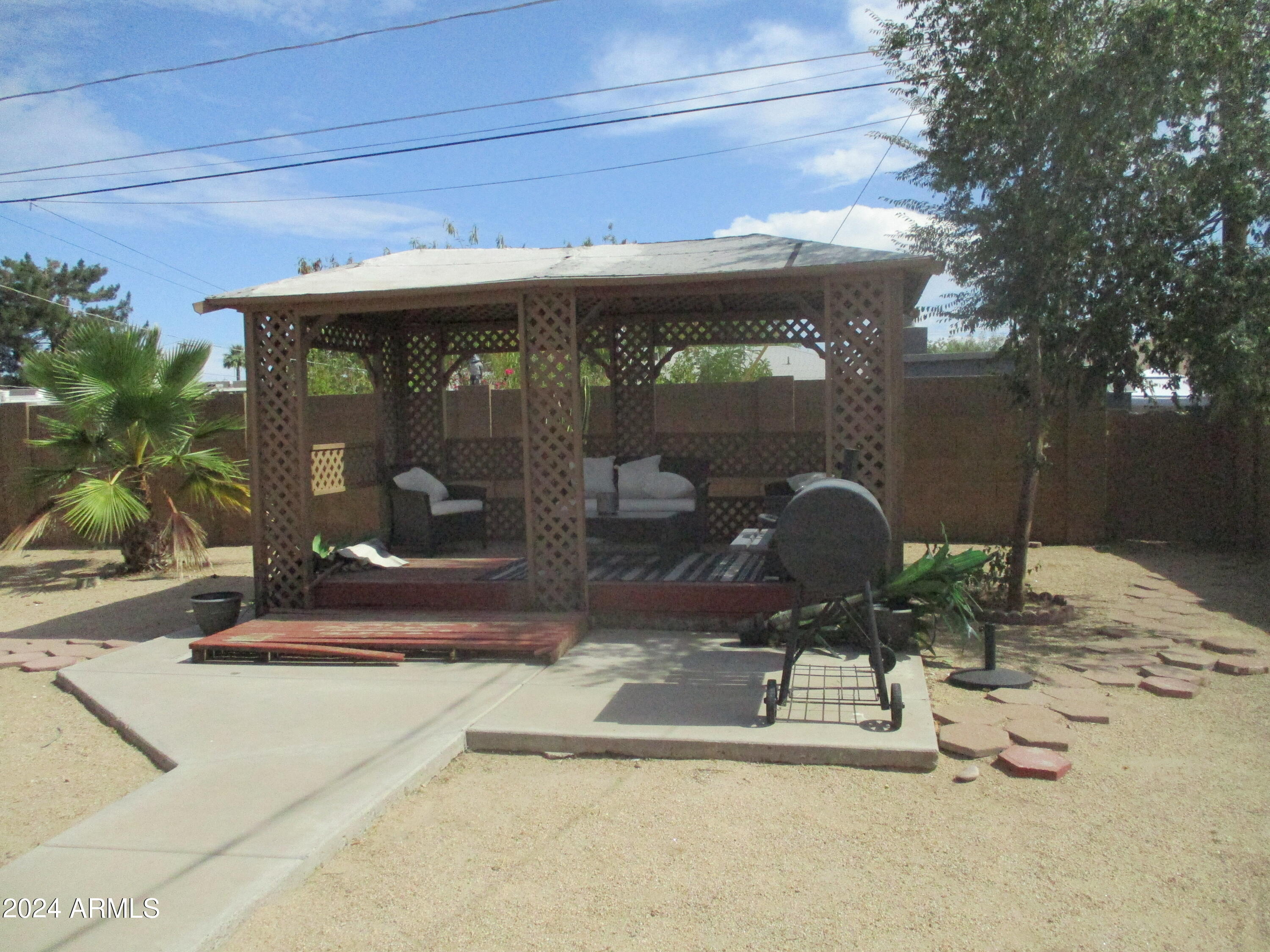 3615 West Rancho Drive Phoenix, AZ 85019 - Photo 5 of 20 IMG_4946