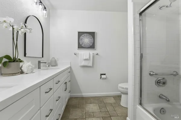 $1,275,000 | 8 Partridge Drive, San Rafael, CA 94901