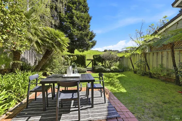 $1,275,000 | 8 Partridge Drive, San Rafael, CA 94901