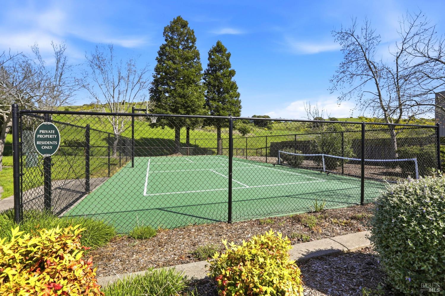 8 Partridge Drive San Rafael, CA 94901 - Photo 40 of 44 Peacock Point Tennis Courts