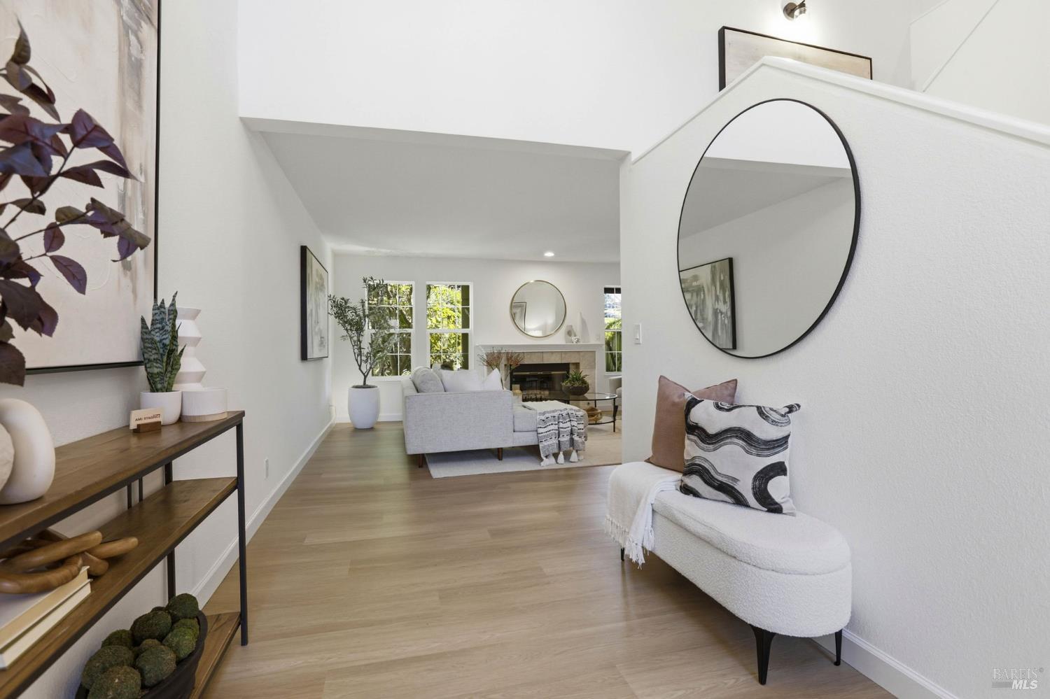 8 Partridge Drive San Rafael, CA 94901 - Photo 4 of 44