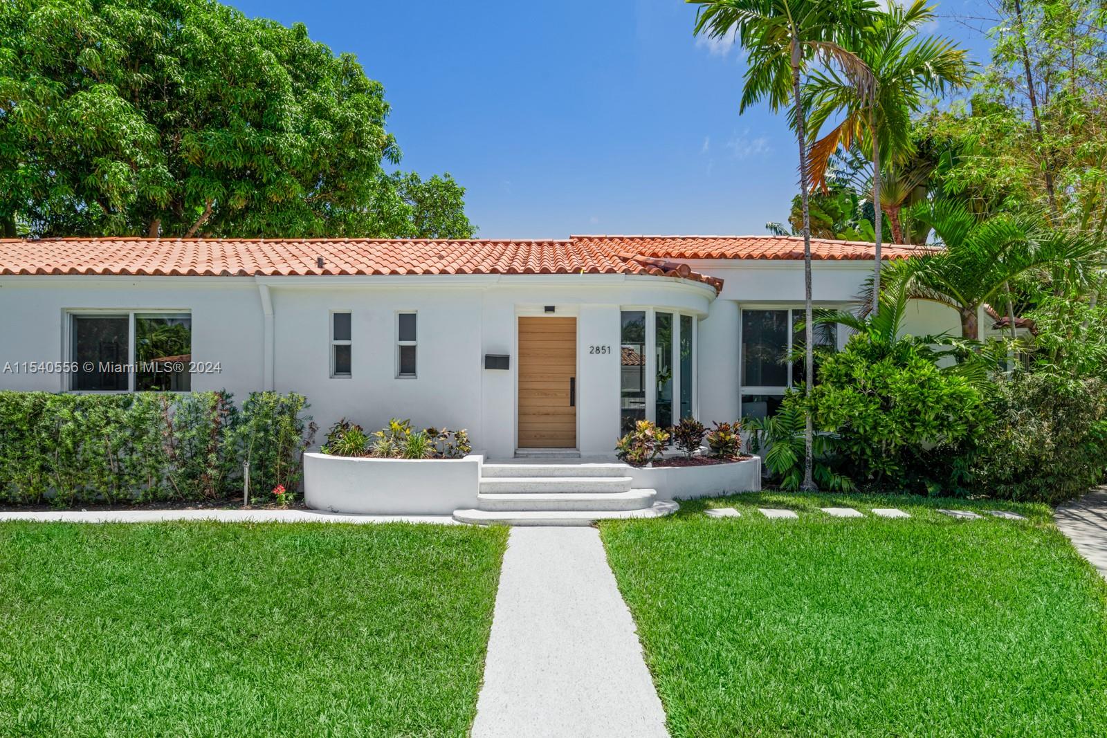 2851 Prairie Avenue Miami Beach, FL 33140 - Photo 21 of 26