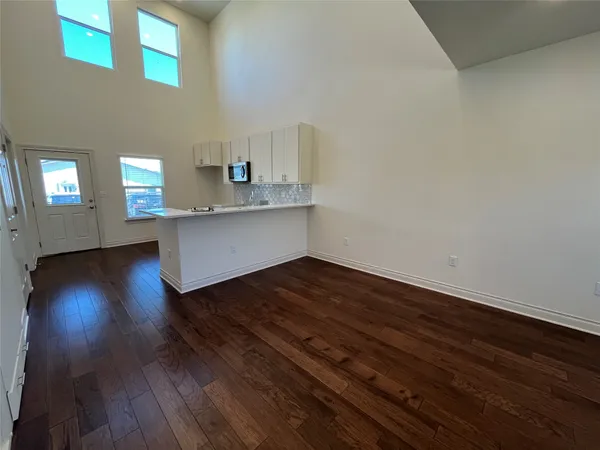 $2,000 | 2105 Tiger Trail, Unit 602, Round Rock, TX 78664