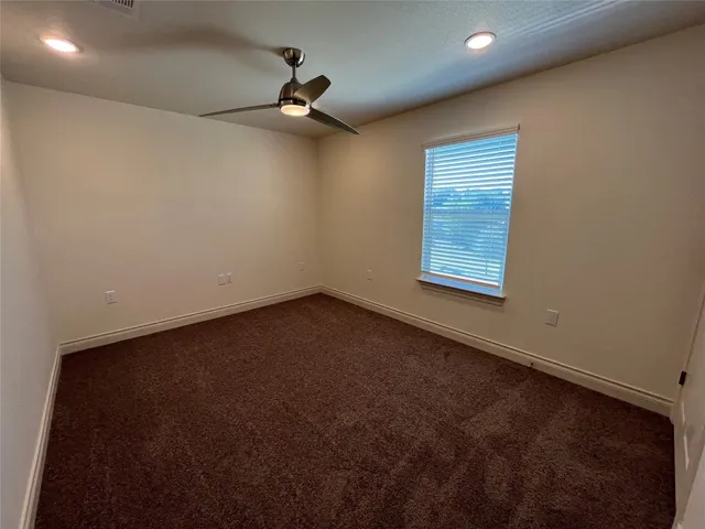 $2,100 | 2105 Tiger Trail, Unit 602, Round Rock, TX 78664