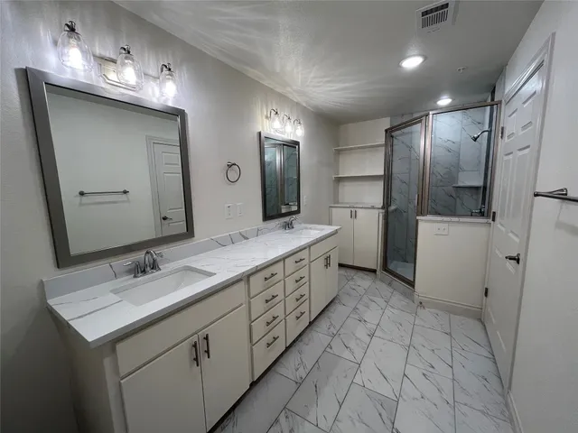 $2,100 | 2105 Tiger Trail, Unit 602, Round Rock, TX 78664