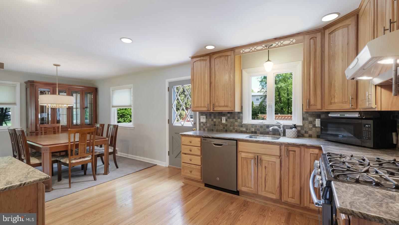 208 Fairhill Road Morton, PA 19070 - Photo 15 of 45