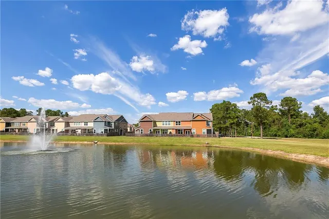 $2,150 | 203 Snowy Egret Court, Madisonville, LA 70447