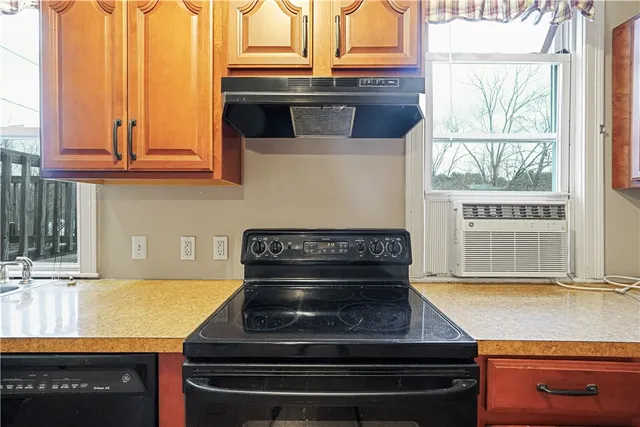 $850,000 | 18 South Main Street, Coventry, RI 02816