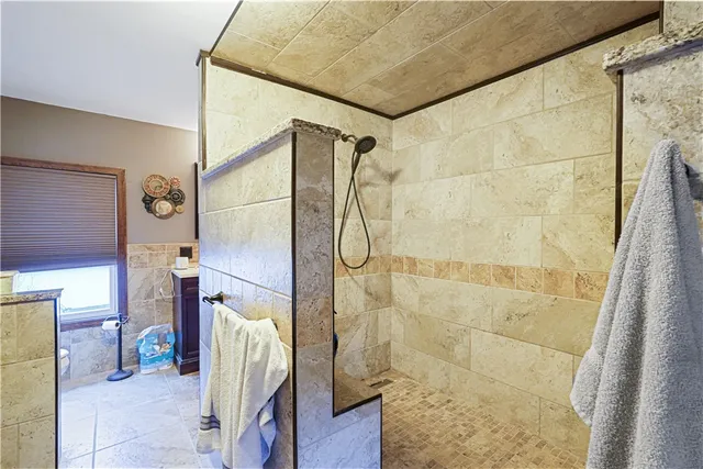 $850,000 | 18 South Main Street, Coventry, RI 02816