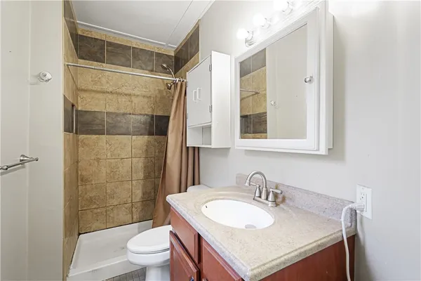 $850,000 | 18 South Main Street, Coventry, RI 02816