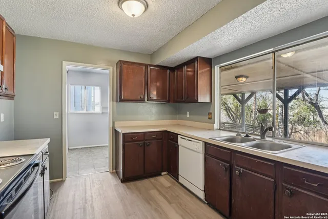 $265,000 | 8203 Phoenix Avenue, Universal City, TX 78148