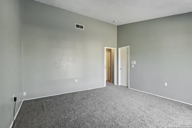 $265,000 | 8203 Phoenix Avenue, Universal City, TX 78148