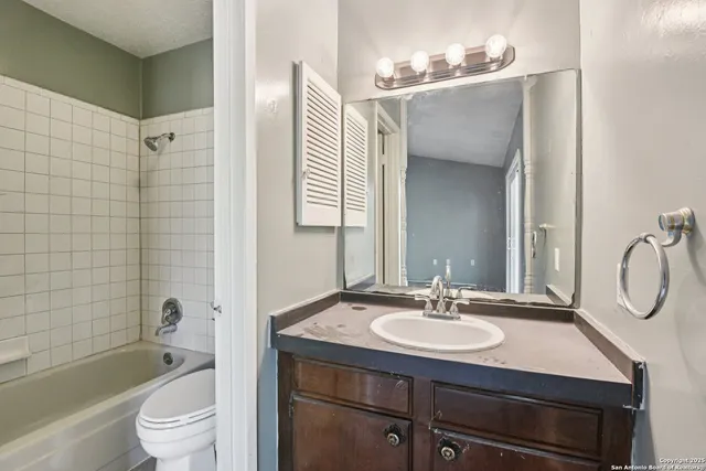 $265,000 | 8203 Phoenix Avenue, Universal City, TX 78148