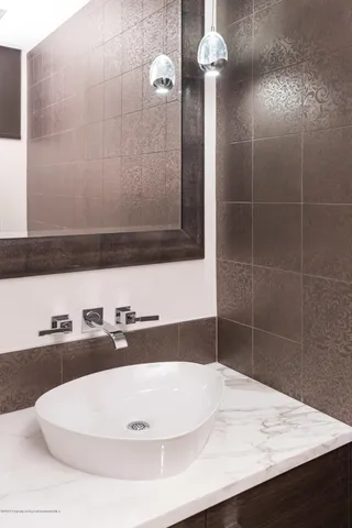 a view of entryway and hall