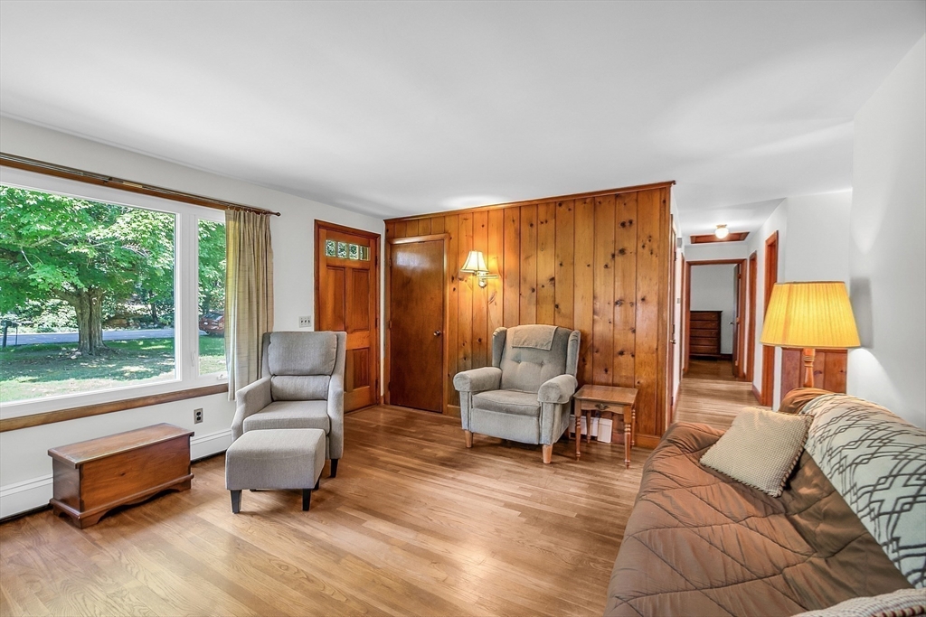 43 Brookline Street Pepperell, MA 01463 - Photo 2 of 18 Gallery Image 2